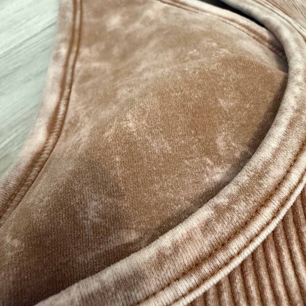 Zenana Tan Ribbed Tank Top - Picture 4 of 7